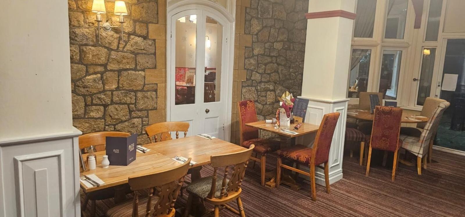 ホテル Sidcot Arms Winscombe エクステリア 写真